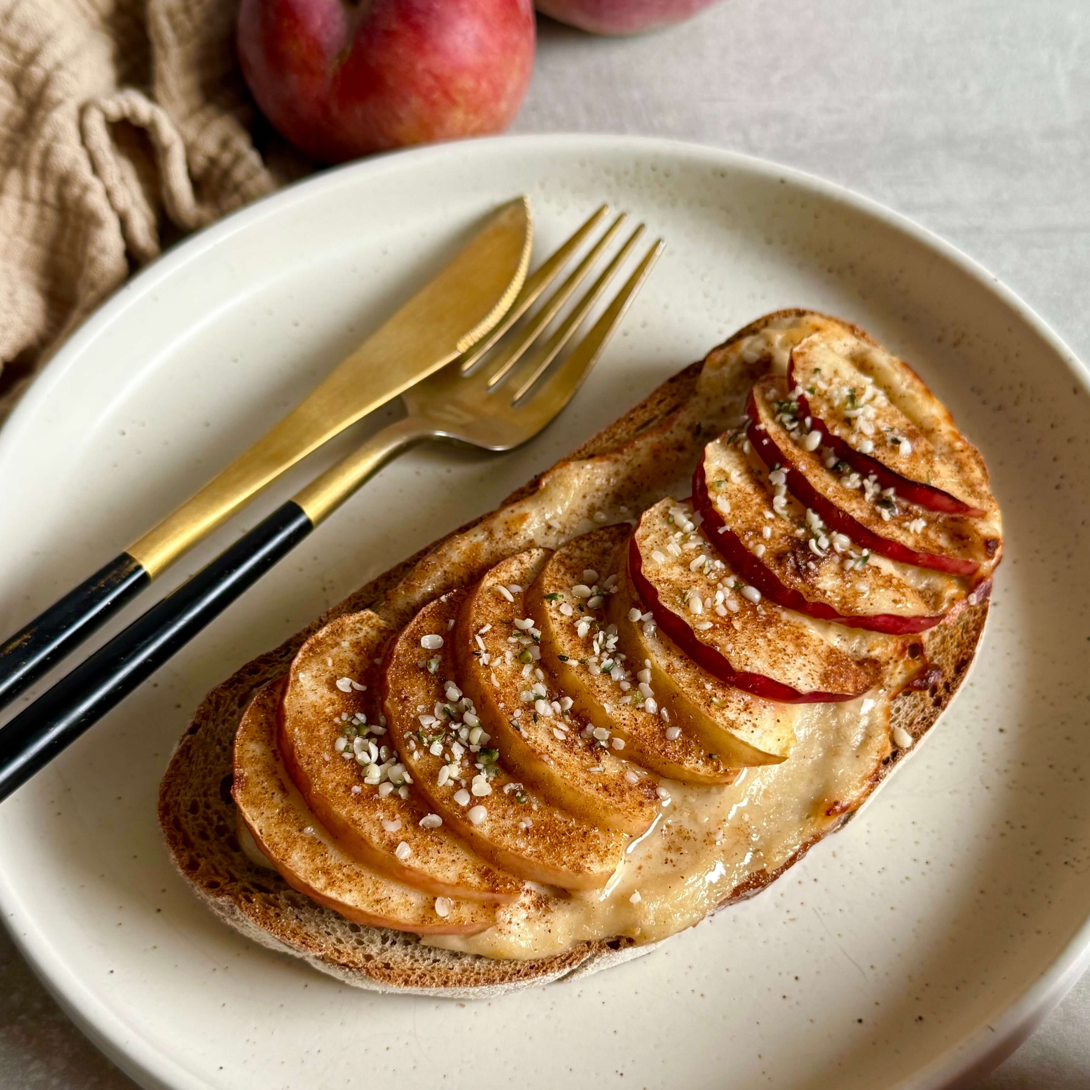 Apple toast